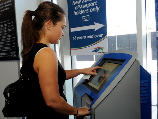 SmartGate uses the electronic information in the e-Passport and face recognition technology to perform custom and immigration checks at Darwin International airport. Canberra's Jane Keeley tries it out.