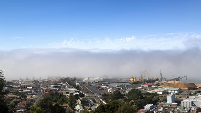 The thick fog blankets the Burnie waterfront. Picture: CHRIS KIDD