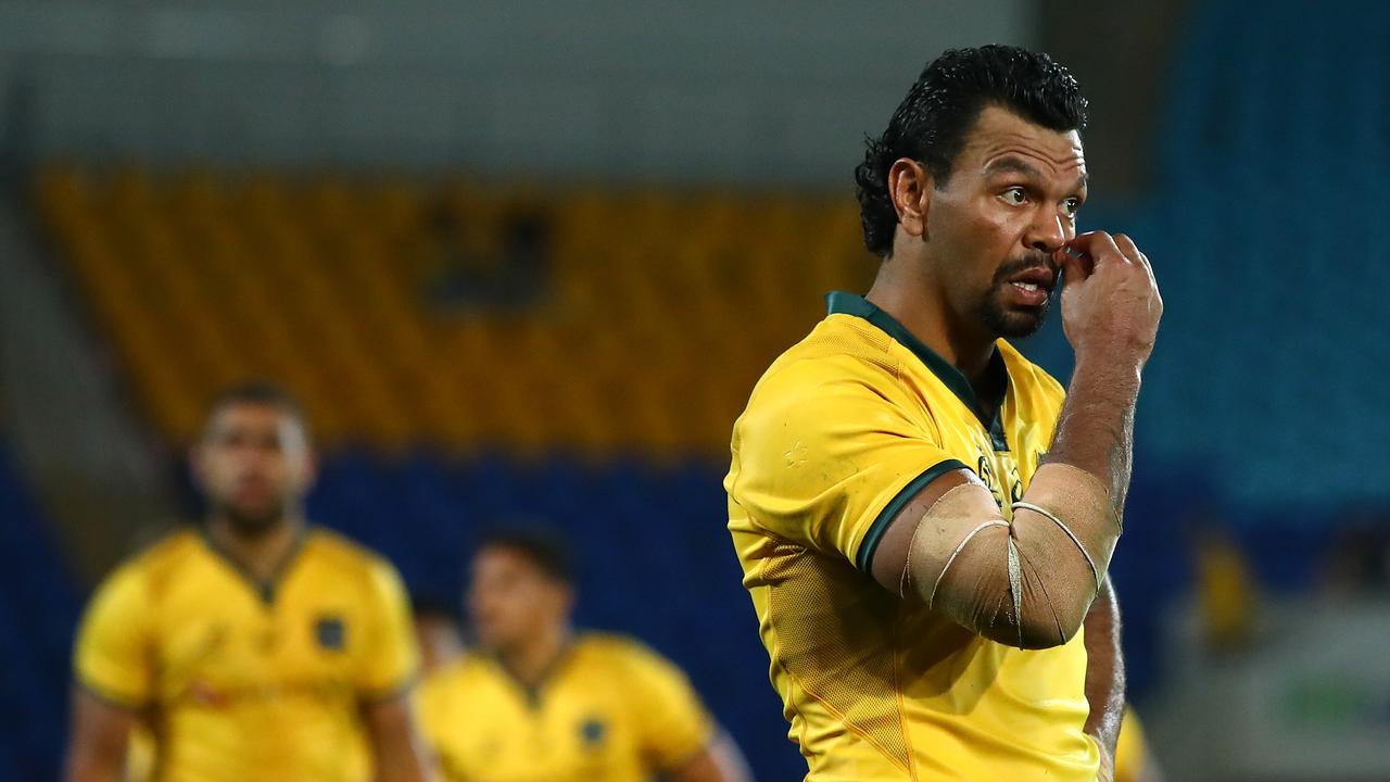 Kurtley Beale of the Wallabies looks dejected after losing against Argentina.