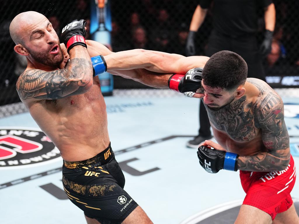 Alex Volkanovski (L) lost his featherweight title to Ilia Topuria in February. Picture: Chris Unger/Zuffa LLC via Getty Images