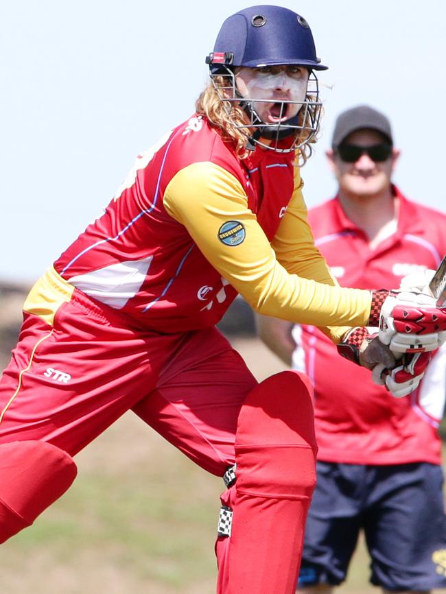 Billy Goodwin in action for Glenroy. Picture: Andrew Tauber