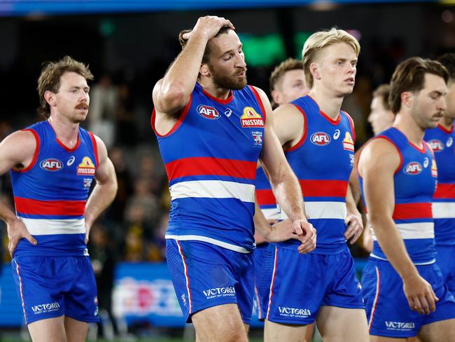 Marcus Bontempelli and the Bulldogs after the loss. Picture: Michael Willson/AFL Photos