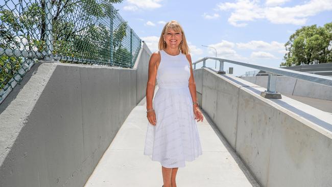 Deputy Mayor Donna Gates officially opens the new bridge at Pimpama allowing direct access to Gainsborough Greens. Picture: Tim Marsden.