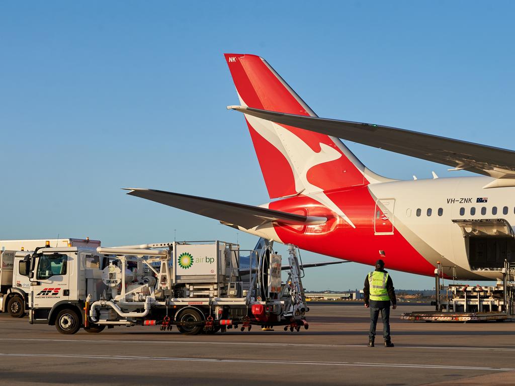 qantas-unveils-green-team-of-corporate-heavyweights-the-australian