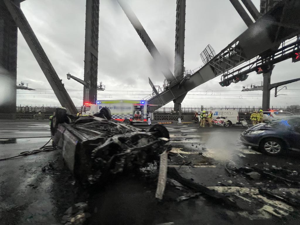 Sydney Harbour Bridge Crash Car Stolen Bursts Into Flames Daily Telegraph