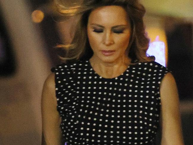 WEST PALM BEACH, FLORIDA - DECEMBER 23: First Lady Melania Trump walks to the vehicle after arriving on Air Force One at the Palm Beach International Airport on December 23, 2020 in West Palm Beach, Florida. U.S. President Donald Trump and the First Lady are scheduled to enjoy a 10-day holiday visit at the Mar-a-Lago resort during the last Christmas of his precedency.   Joe Raedle/Getty Images/AFP == FOR NEWSPAPERS, INTERNET, TELCOS & TELEVISION USE ONLY ==