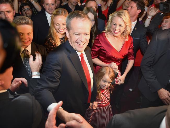 Bill Shorten with daughter Clementine and wife Chloe arrives at his campaign event. Picture: Paul Crock