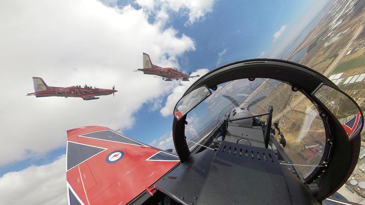 RAAF PC-21 Roulettes fly over Adelaide | news.com.au — Australia’s ...