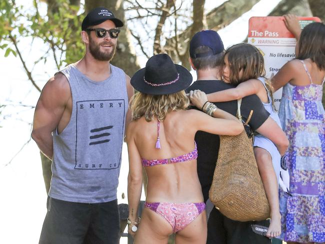 The Hemsworth/ Damon clan on their family beach day. Picture: MEDIA-MODE.COM