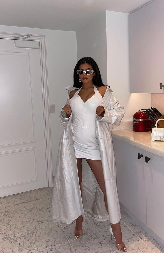 Kylie Jenner steps out with her baby bump for the first time since she announced her pregnancy.