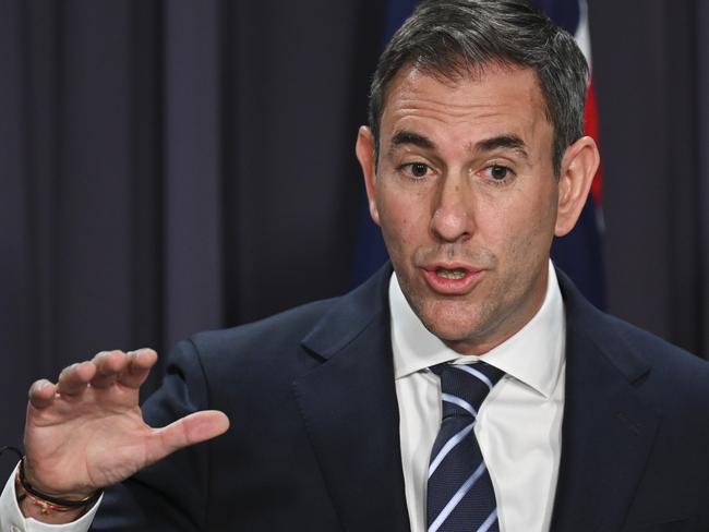 CANBERRA, Australia - NewsWire Photos - September 30, 2024: Treasurer Jim Chalmers and Finance Minister Katy Gallagher hold a press conference about the Final Budget Outcome released today at Parliament House in Canberra. Picture: NewsWire / Martin Ollman