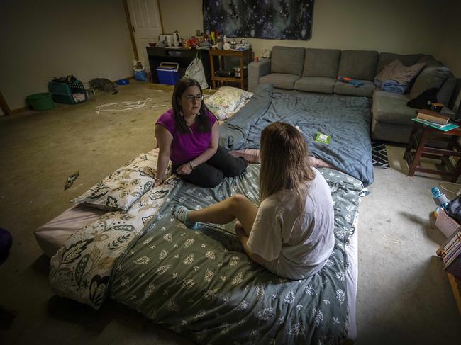 Labor shadow housing minister Ella Haddad with Samantha (not real name) who is living with her children in a shed after fleeing family violence. Picture: Chris Kidd