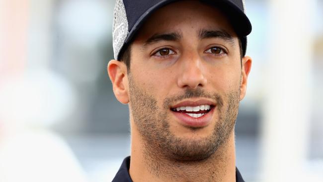 F1 2018: Mercedes not looking at Daniel Ricciardo | news.com.au ...