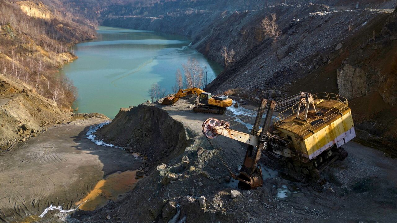 Ukraine's rare earth minerals: Future mining potential draws environmental concerns