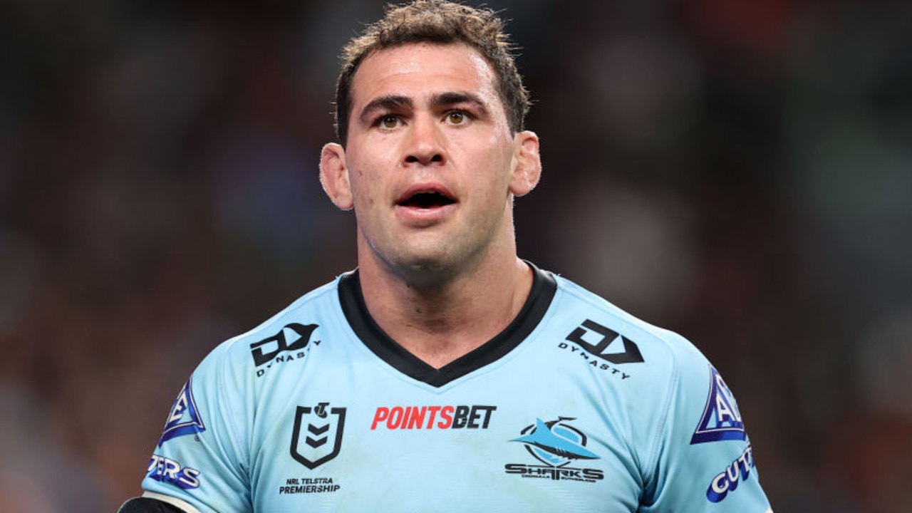 SYDNEY, AUSTRALIA - SEPTEMBER 17: Dale Finucane of the Sharks looks on during the NRL Semi Final match between the Cronulla Sharks and the South Sydney Rabbitohs at Allianz Stadium on September 17, 2022 in Sydney, Australia. (Photo by Brendon Thorne/Getty Images)