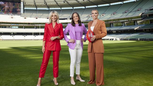 Jacqui Felgate, Daisy Pearce and Abbey Holmes at Channel 7's footy team shoot day