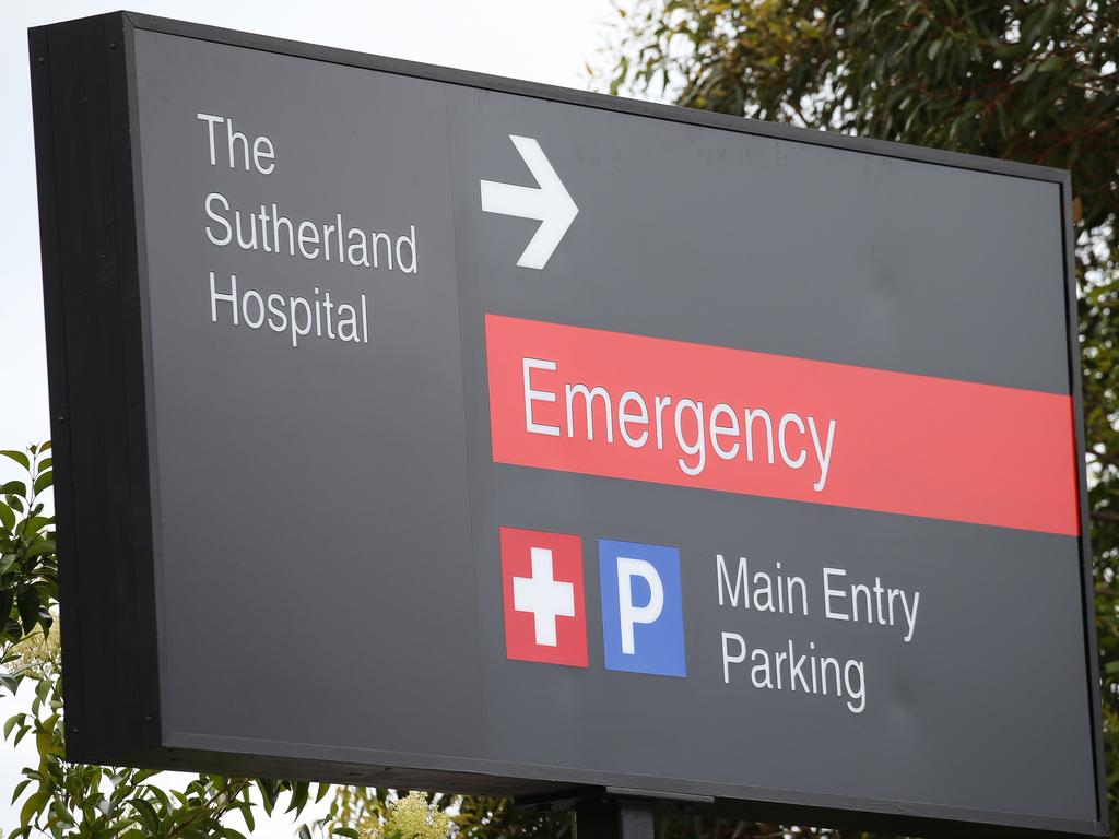 People flocked to the Sutherland Hospital for tests on Monday as NSW recorded 6324 additional Covid-19 positive cases. Picture: NCA NewsWire/Gaye Gerard