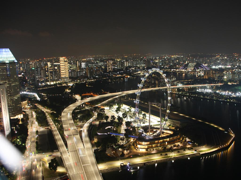 Although Australians and Singaporeans will be able to travel between the two countries, visitors will need to get the COVID-19 vaccine before embarking on a plane. Picture: Getty.