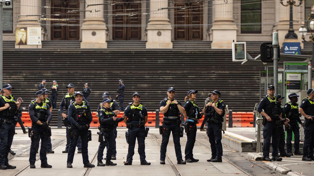 VicPol might not be fully staffed until 2030 as resignations loom