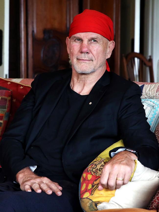 Sorry, Peter FitzSimons! The monarchy wins...