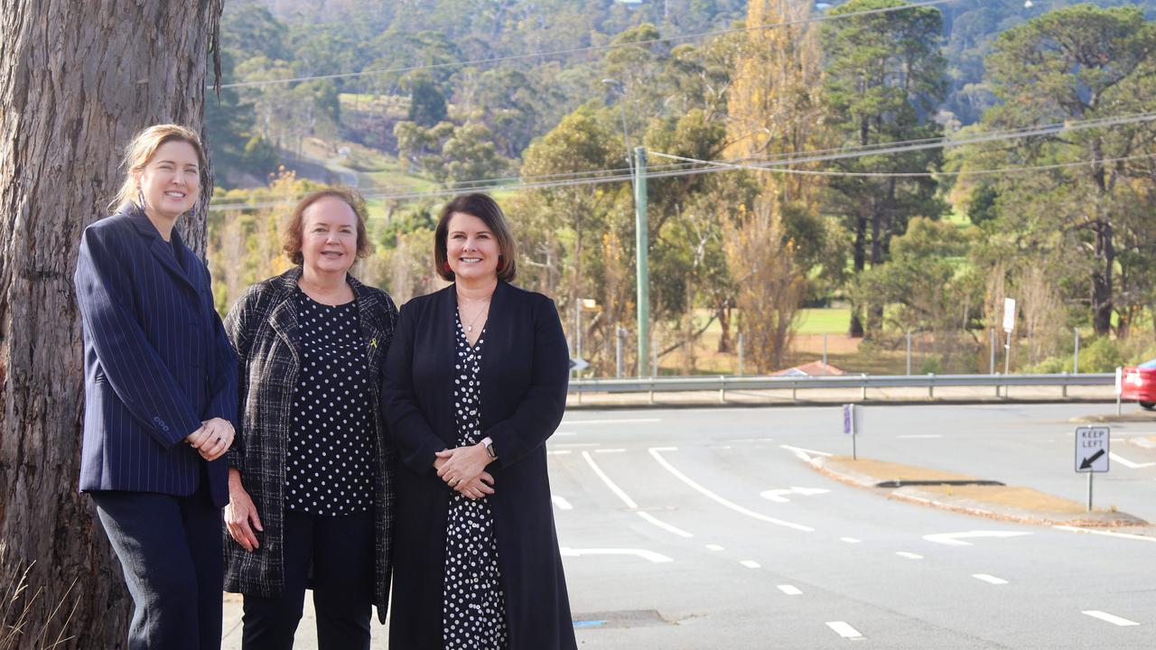 Julie Collins MP, Senator Carol Brown and Kingborough Mayor Paula Wriedt at the intersection of Church Street and Beach Road, Kingston. Picture: Alex Sykes/ Federal Labor