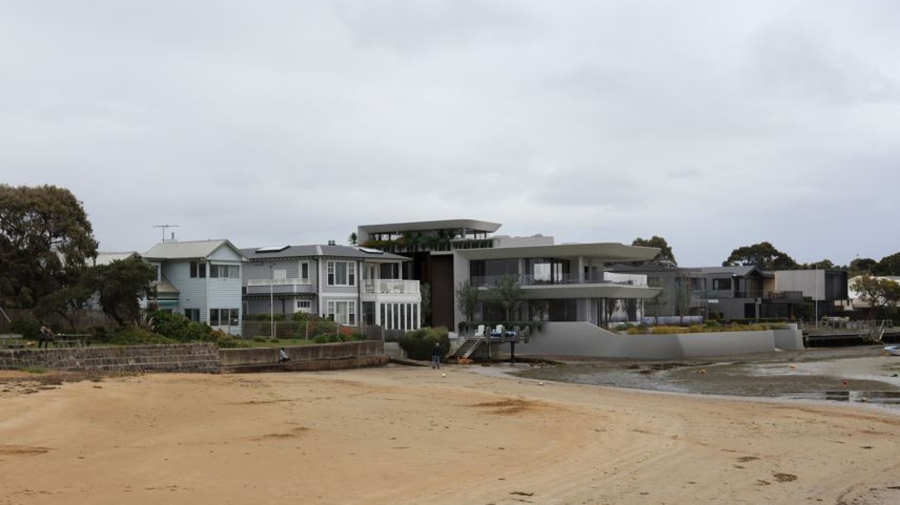 The home would sit on the banks of the Barwon.