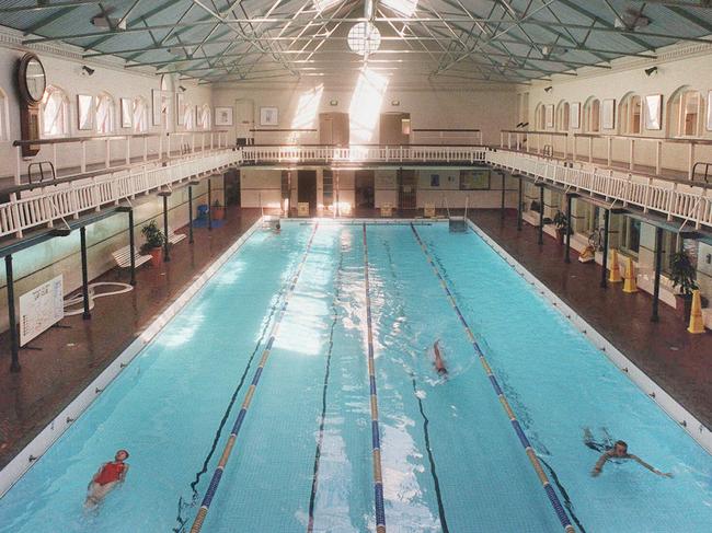 Melbourne City Baths. Swimming pool.