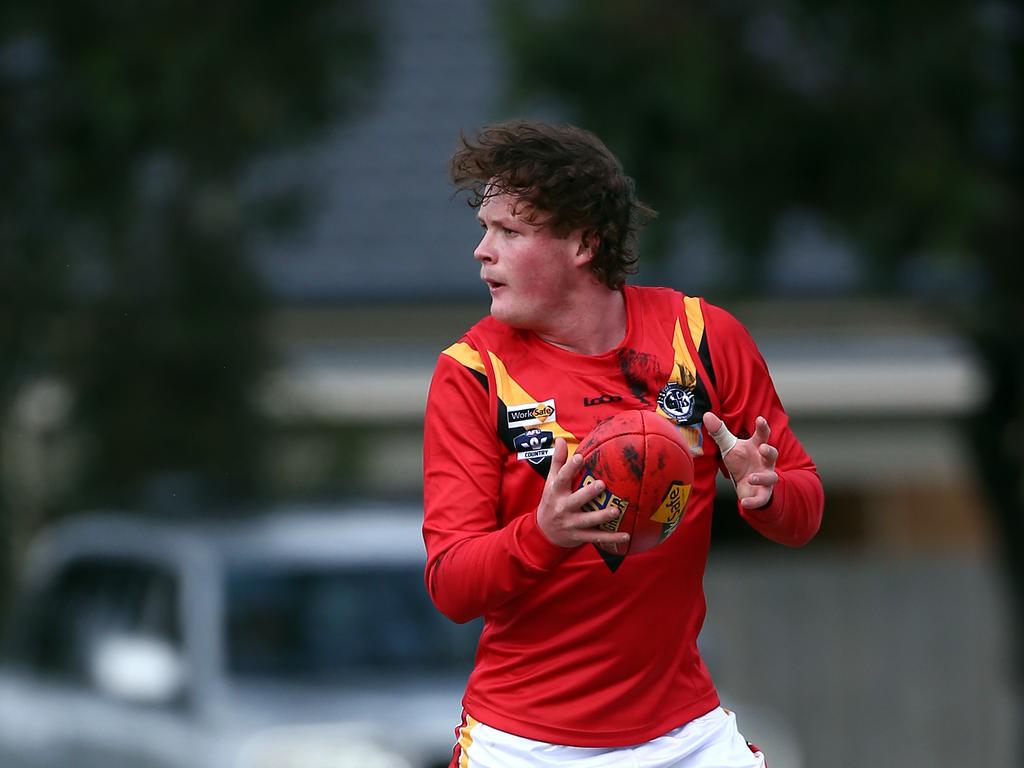 GFL: Leopold v St Joseph's. No 43 Hunter Lewis St Joseph's.