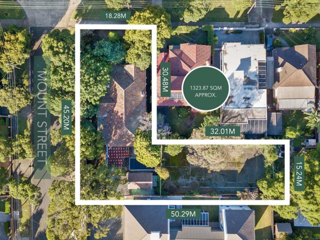 The 1323sqm block is attractive for developers looking to undertake a subdivision.