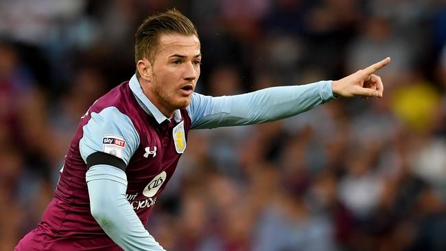 BIRMINGHAM, ENGLAND — AUGUST 16: Ross McCormack of Aston Villa in action during the Sky Bet Championship match between Aston Villa and Huddersfield Town at Villa Park on August 16, 2016 in Birmingham, England. (Photo by Stu Forster/Getty Images)