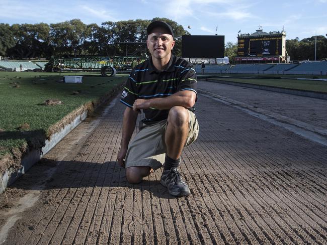 18/10/14 Adelaide Oval curator Damien Hough.Adelaide Oval drop in pitches  being put into Adelaide Oval.