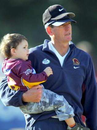 NRL Grand Final: Brisbane Broncos coach Wayne Bennett is the maestro with  the human touch - ABC News