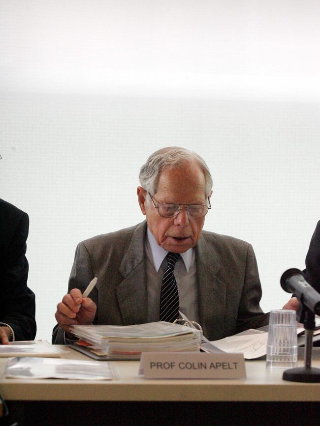 Prof Colin Apelt presiding at the 2011 flood inquiry. Picture: Phil Norrish