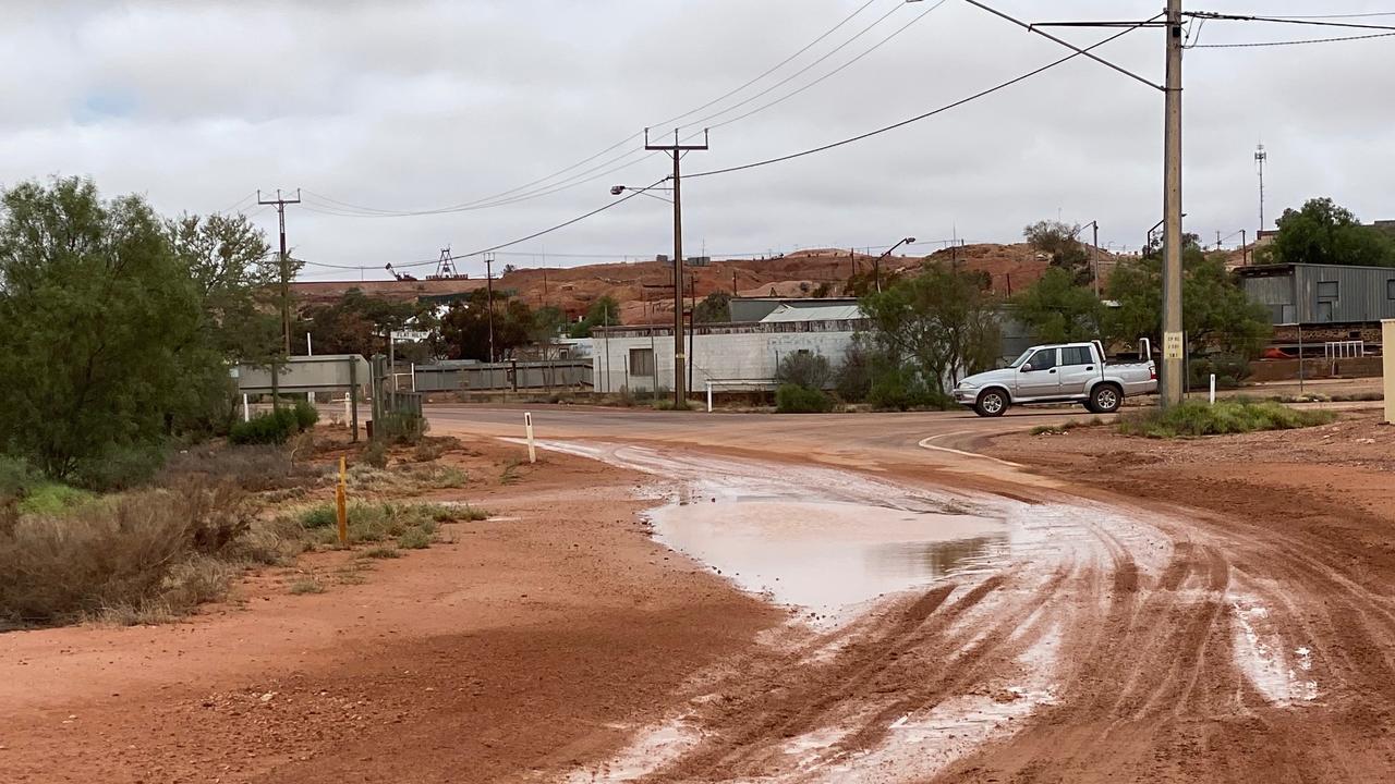 Flooding on Seventeen Mile Rd Coober Pedy. Picture: Dean Miller