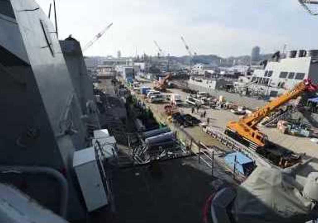 Timelapse Shows Guided Missile Destroyer USS Mustin Departing Yokosuka