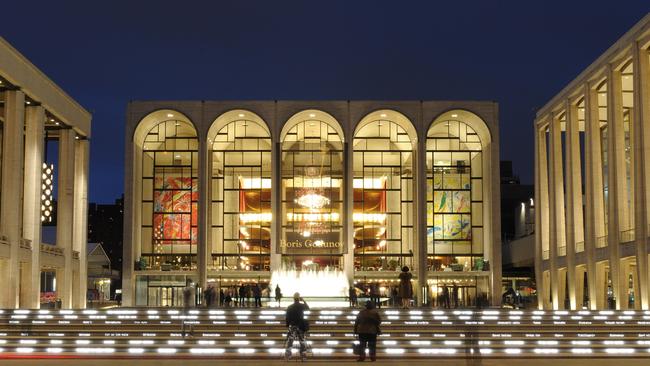 Metropolitan Opera House at the Lincoln Centre, New York City.