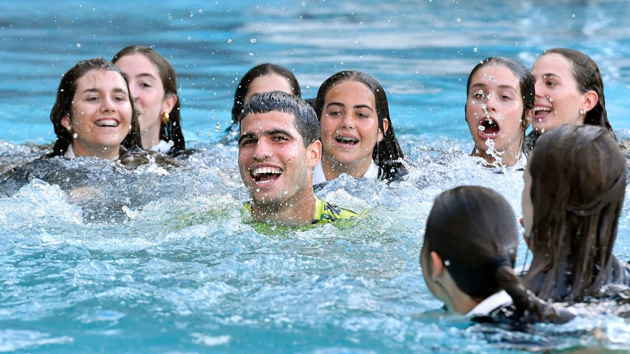 Spain's Carlos Alcaraz has reason to smile. Photo by Pau BARRENA / AFP.