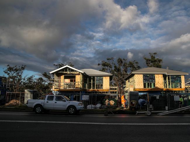 LAKE MACQUARIE, AUSTRALIA - MAY 08: A housing construction site is shown at Cameron Park on May 08, 2024 in Lake Macquarie, Australia. Australia's Labor government is grappling with a slowing economy, weaker commodity prices, soaring housing costs and a softening labor market as it prepares to unveil its federal budget on May 14. To counter these headwinds, the budget is expected to feature smaller revenue upgrades compared to recent years, while outlining the government's interventionist policies aimed at boosting domestic manufacturing and the transition to green energy. Critics warn that such industrial policies risk fueling inflation and diverting resources from more productive sectors of the economy. (Photo by Roni Bintang/Getty Images)