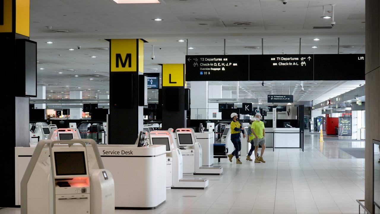 All international flight crew are tested once after they arrive at Melbourne Airport. Picture: NCA NewsWire / Andrew Henshaw