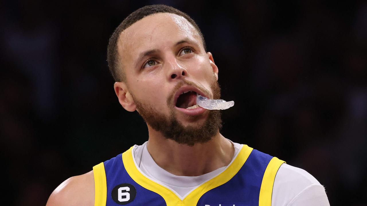 LOS ANGELES, CALIFORNIA - MAY 08: Stephen Curry #30 of the Golden State Warriors reacts after missing a shot in the final minute of the game in a 104-101 loss to the Los Angeles Lakers during game four of the Western Conference Semifinal Playoffs at Crypto.com Arena on May 08, 2023 in Los Angeles, California. NOTE TO USER: User expressly acknowledges and agrees that, by downloading and or using this photograph, User is consenting to the terms and conditions of the Getty Images License Agreement. Harry How/Getty Images/AFP (Photo by Harry How / GETTY IMAGES NORTH AMERICA / Getty Images via AFP)