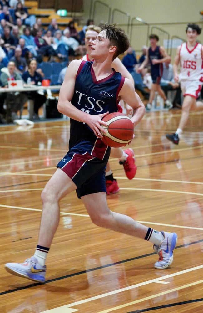 GPS Basketball action: Jack Foley. Picture courtesy of Heidi Brinsmead.
