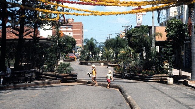 Cavill Mall, Surfers Paradise, 1975