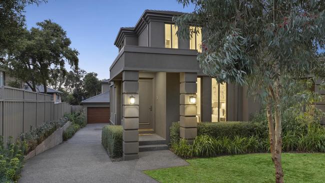 The auction for 1/26 Botanic Drive, Glen Waverley, which is for sale for $1.1m-$1.2m, has been postponed.