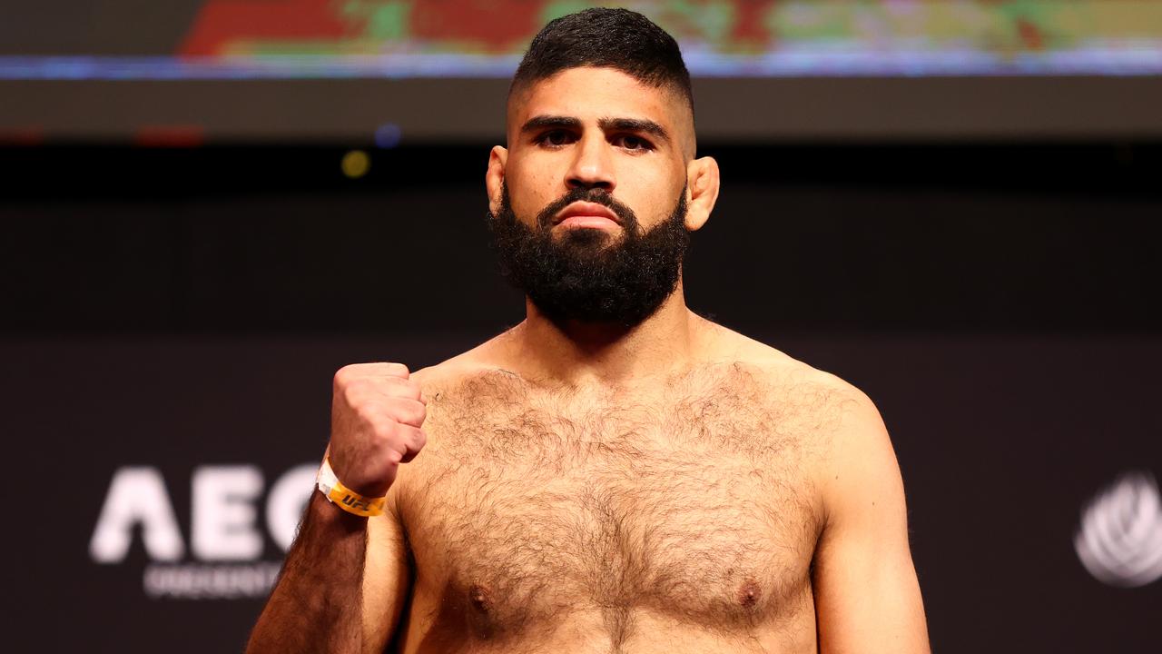 ‘Be more violent’: Aussie UFC star’s prophetic warning as gruelling NRL gig awaits