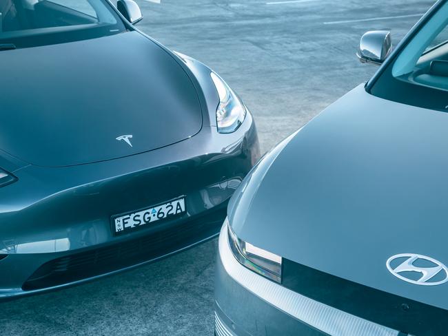 2022 Tesla Model Y RWD v Hyundai Ioniq 5 RWD comparison test. Photos by Thomas Wielecki.