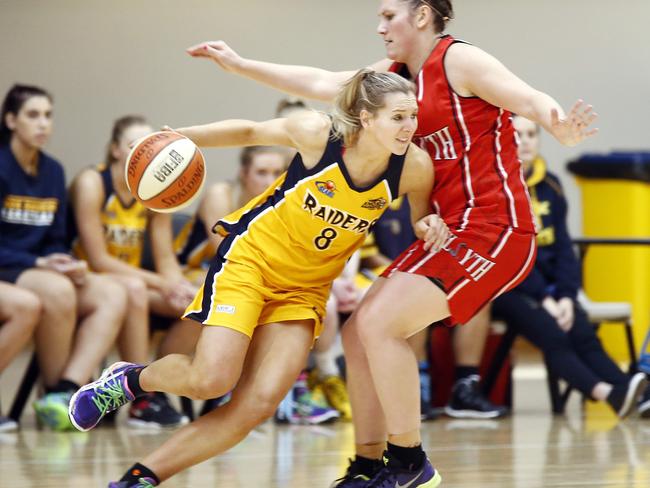 s03kn206basketball: knox raiders v kilsyth cobrasPictured is knox #8 Jess May  and kilysth #9 Sarah ParsonsPicture: Paul Loughnan