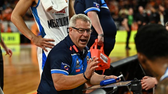 Melbourne United head coach Dean Vickerman during a time out. (Photo by Emily Barker/Getty Images)