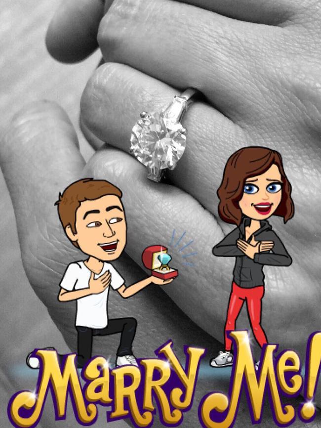 Miranda Kerr's engagement ring on her Instagram post.