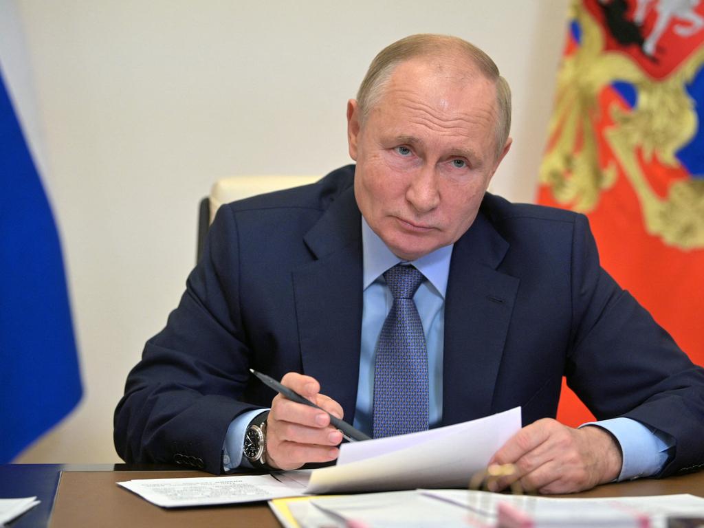 Russian President Vladimir Putin ordered a nationwide week-long paid holiday starting on October 30 to curb Covid infections in the country amid record virus deaths. Picture: AFP