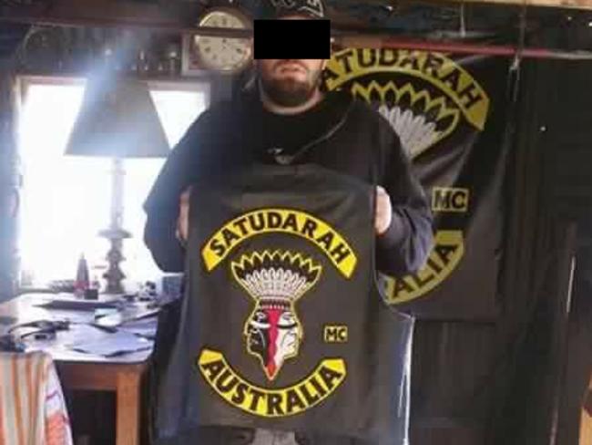 A member of the Satudarah Northern NSW/Gold Coast chapter shows the colours.